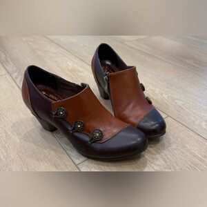 🥿 Spring Step L’Artiste Leather Button Booties Heels Size 37 (US 6.5–7